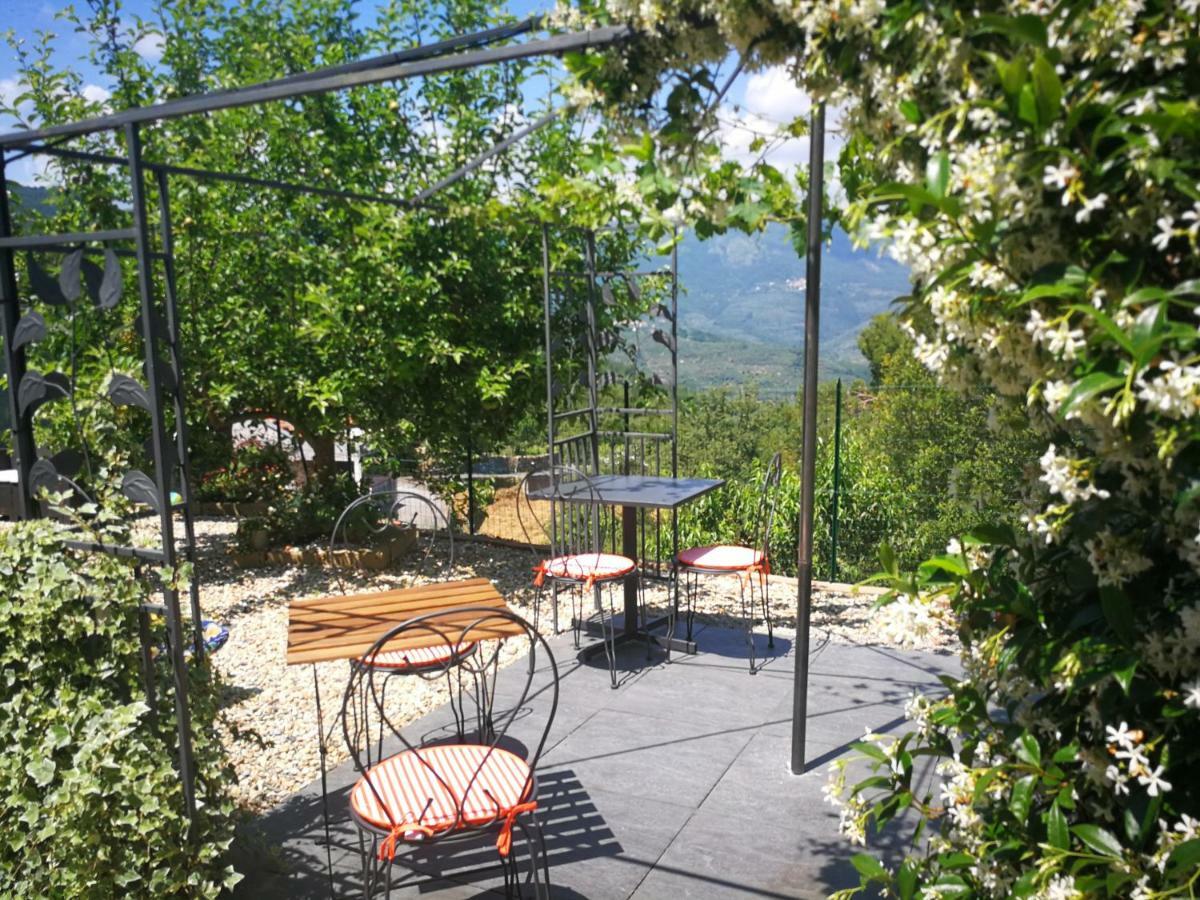 Agriturismo Nonni Devia Lucinasco Exterior photo